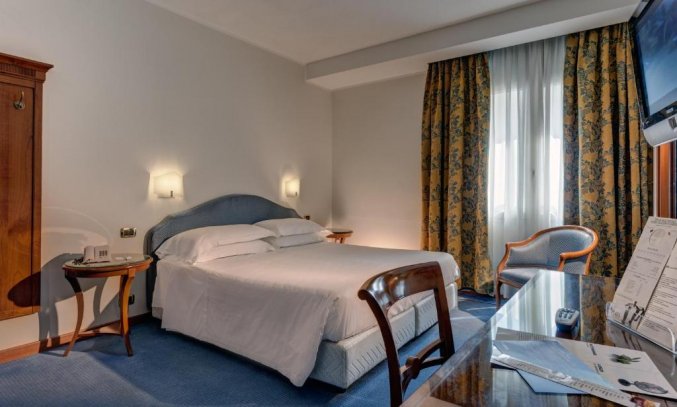 Tweepesoonskamer van Hotel Plaza Venice
