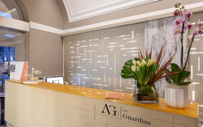 Receptie van Hotel The Guardian Rome
