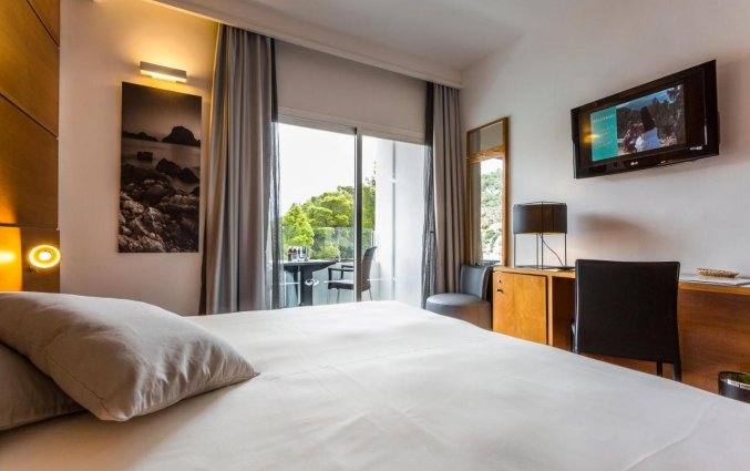 Double Palladium Hotel Cala Llonga - Adults Only