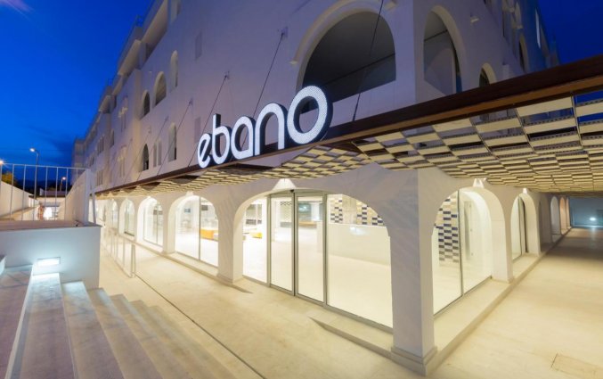 Voorkant van Ebano Hotel Apartments & Spa Ibiza