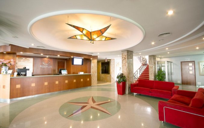 Lobby en receptie van Hotel Bellamar Ibiza
