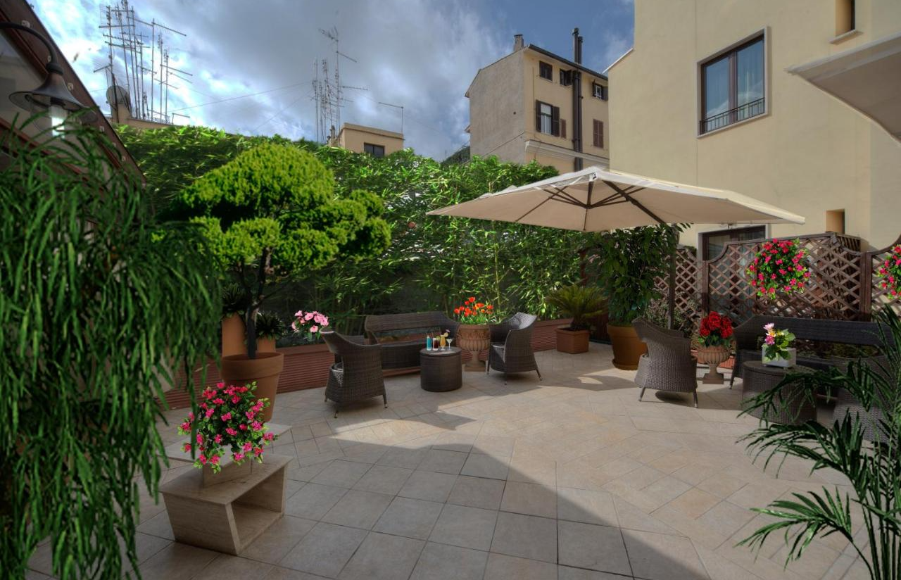 Terras van Hotel Galileo Rome