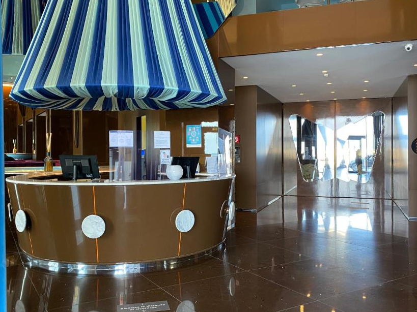 Receptie van hotel iH Grande Albergo Delle Nazioni