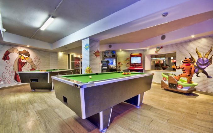 Spelletjeshal van Resort DB Seabank op Malta