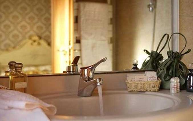 Tweepersoonskamer van Hotel Gorizia a la Valigia in Venetie