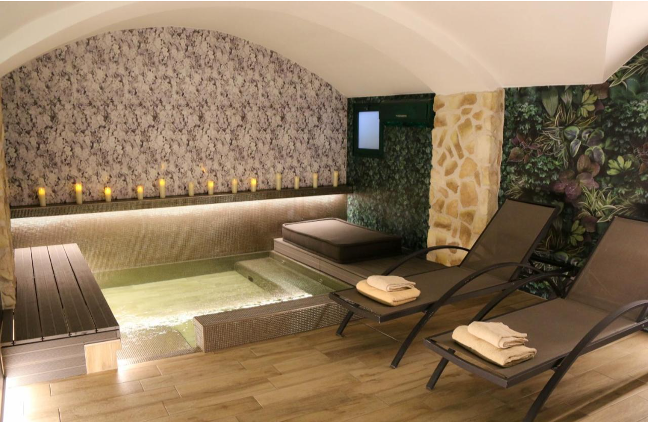 Hot tub van Hotel Il Guercino Bologna