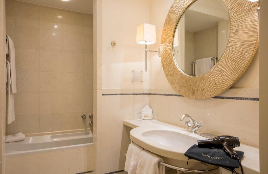 Kamer van Hotel Corona d Oro in Bologna