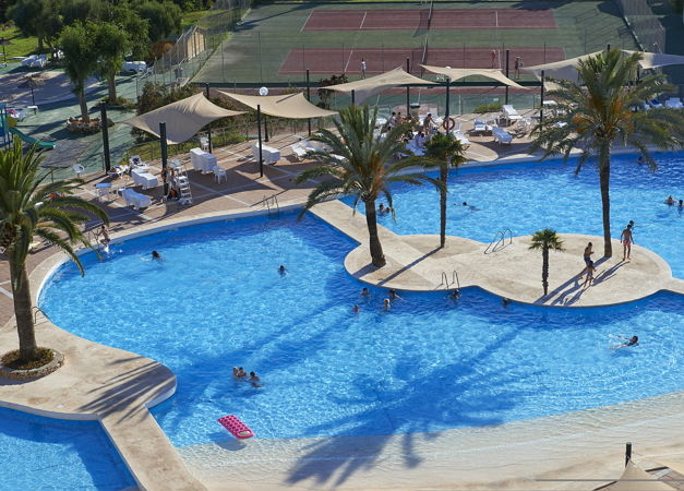 Hotel Club Cala Romani