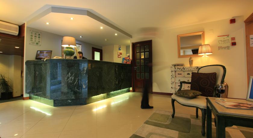 Loby en receptie van Hotel Da Bolsa in Porto