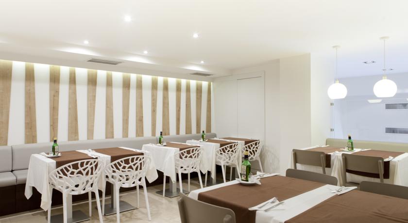 Ontbijtzaal van Aparthotel Espa Plaza de España in Madrid