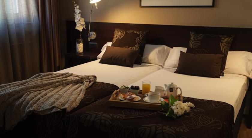 Close up van bed van hotel Cortezo in Madrid