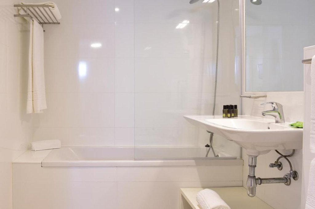 Aqualuz Lagos by The Editory Algarve