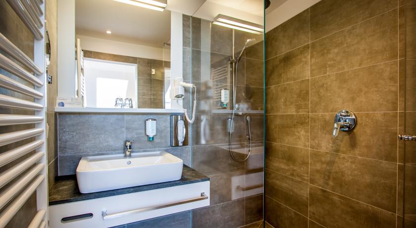 Badkamer van hotel Donauwalzer Wenen
