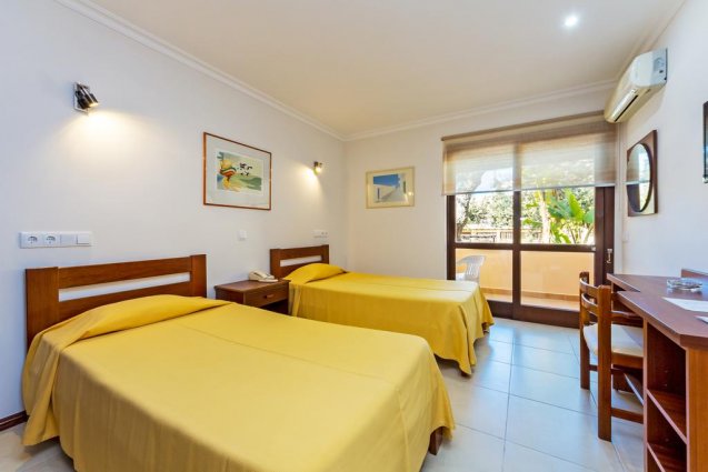 Tweepersoonskamer van Hotel Balaia Mar in de Algarve