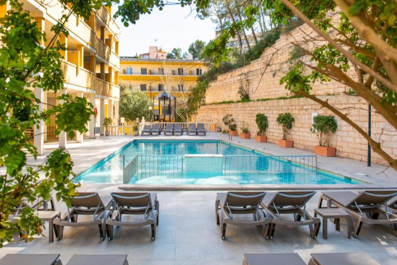 Flor Los Almendros Apartamentos