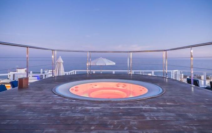 Buitenzwembad van Hotel AlunaSun Lago Rojo in de Costa del Sol