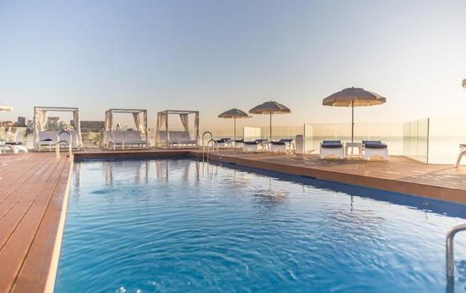 Buitenzwembad van Hotel AlunaSun Lago Rojo in de Costa del Sol