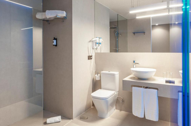 Hotel Macia Sevilla Kubb