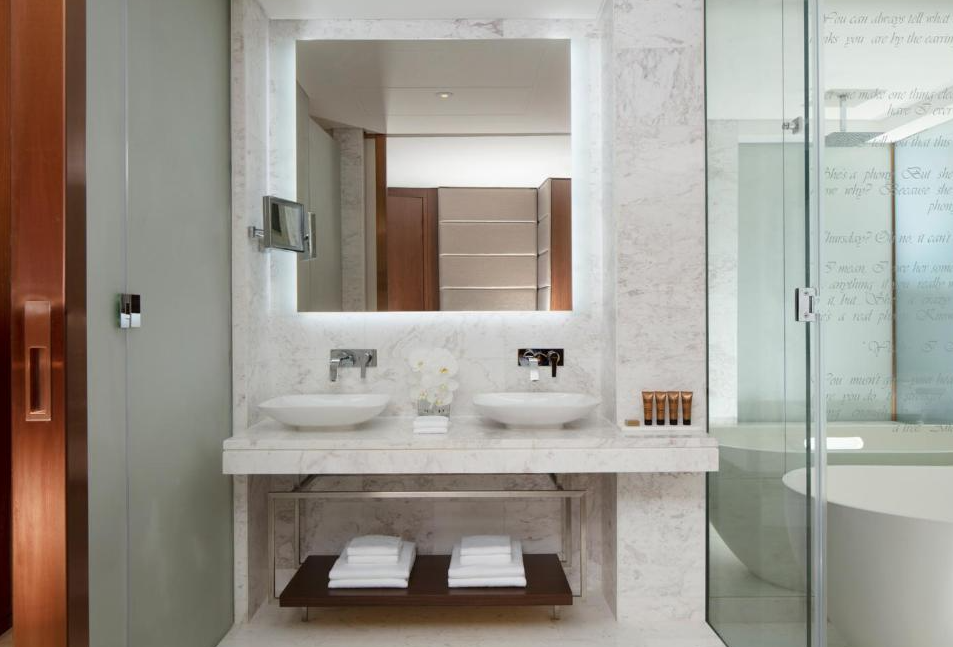 Paramount Hotel Dubai