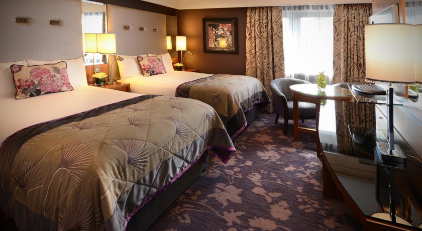 Tweepersoonskamer van Hotel Clontarf Castle in Dublin