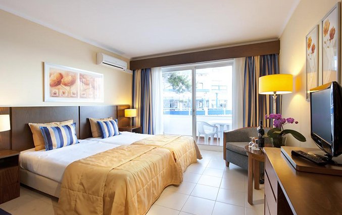 Tweepersoonskamer van Hotel Roca Mar op Madeira