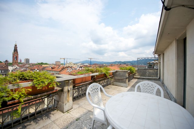 Terras van een tweepersoonskamer van Hotel Best Western Luxor in Turijn