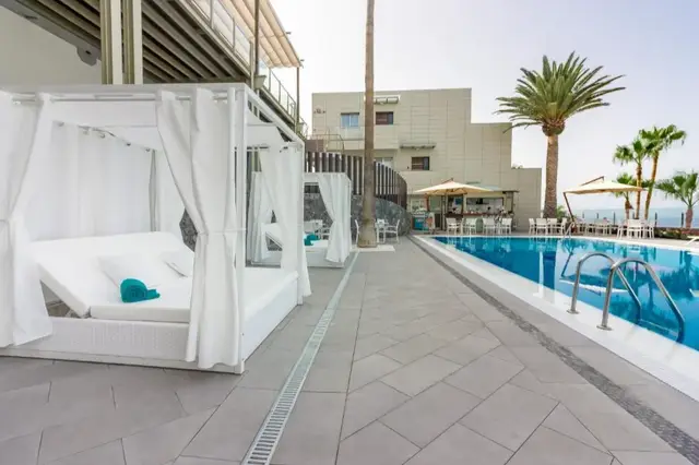 KLAYMAN Diamond Aparthotel ligbedjes