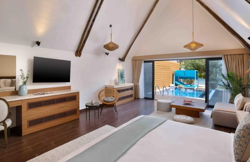 Anantara World Islands Dubai Resort