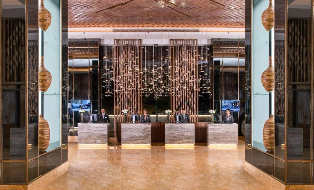 Al Jaddaf Rotana Suite Hotel