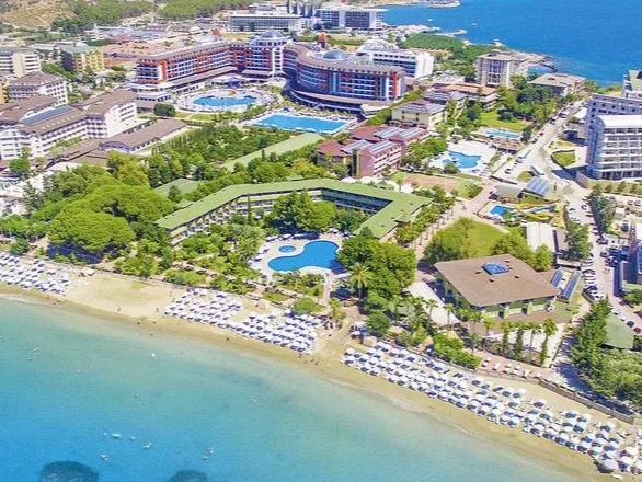 Lonicera World Hotel