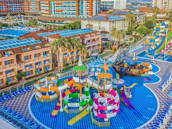 Lonicera World Hotel