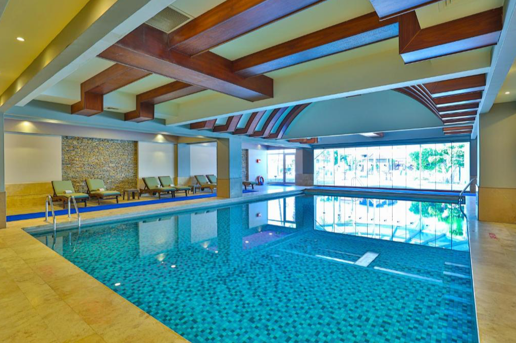 Crystal Family Resort And Spa