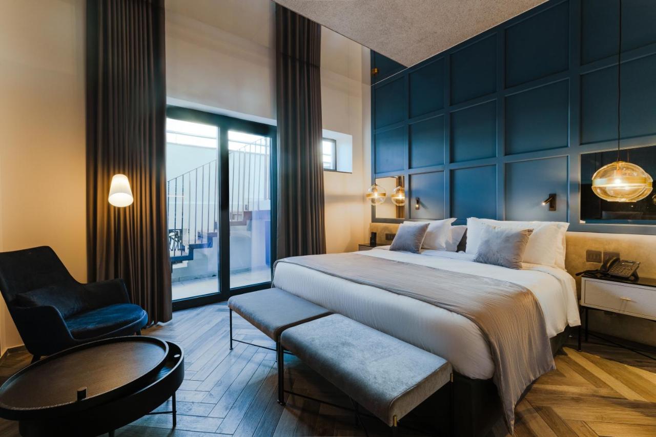 The Embassy Valletta Hotel 