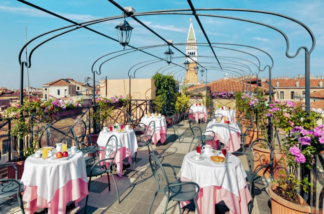 Hotel Firenze Venetië Dakterras