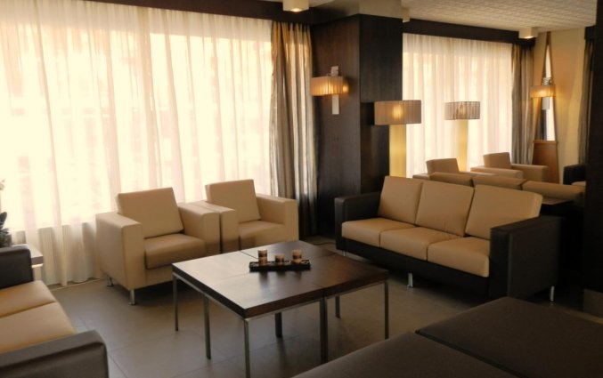 Zitgedeelte in de lobby van hotel Rincon Sol aan de Costa del Sol