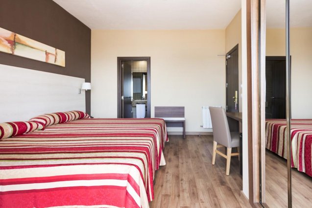 Tweepersoonskamer van Hotel Siroco aan de Costa del Sol