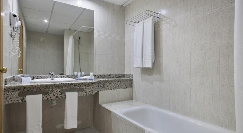 Badkamer van Hotel Best Benalmadena