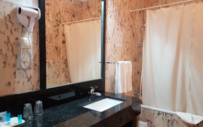 Badkamer van Hotel & Spa Maritur in de Algarve