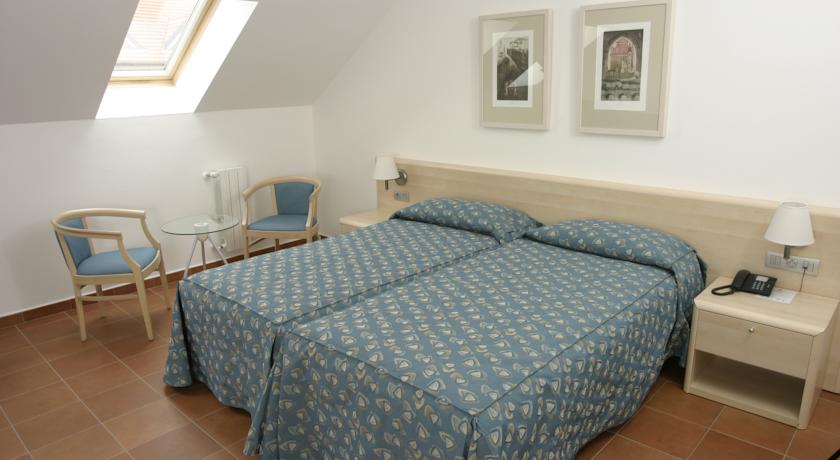 Tweepersoonskamer van Hotel Caesar in Praag