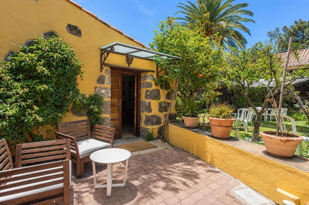 Hotel Rural Las Calas - terras bij de tuin