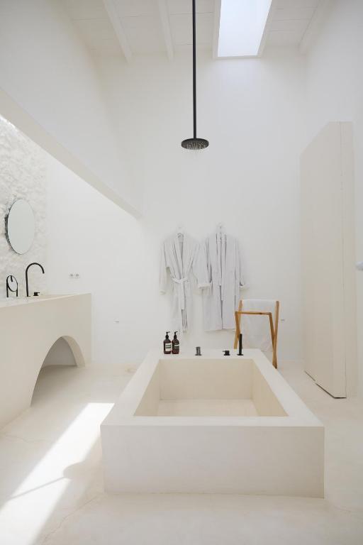 Casa Montelongo - badkamer met regendouche