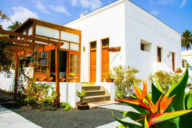 Casa Rural Villa Lola y Juan - gevel met pergola
