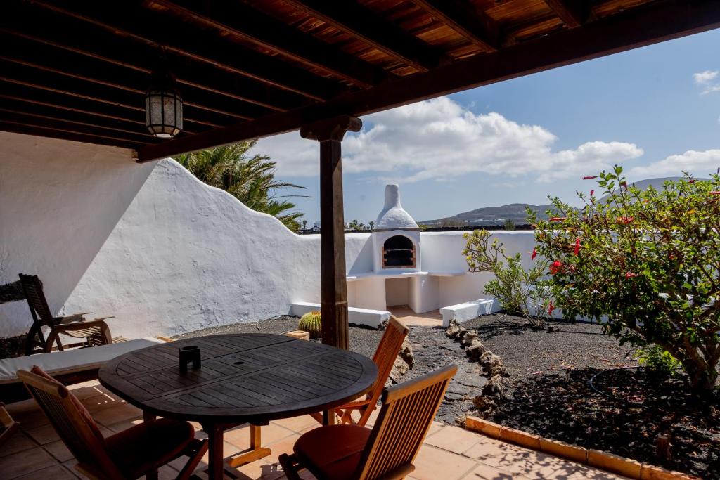 Finca Tomaren - terras met uitzicht