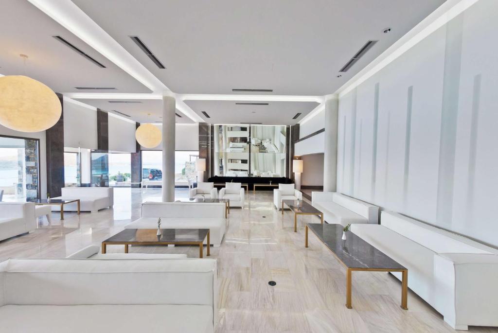 Royal Marmin Bay - lounge in de lobby
