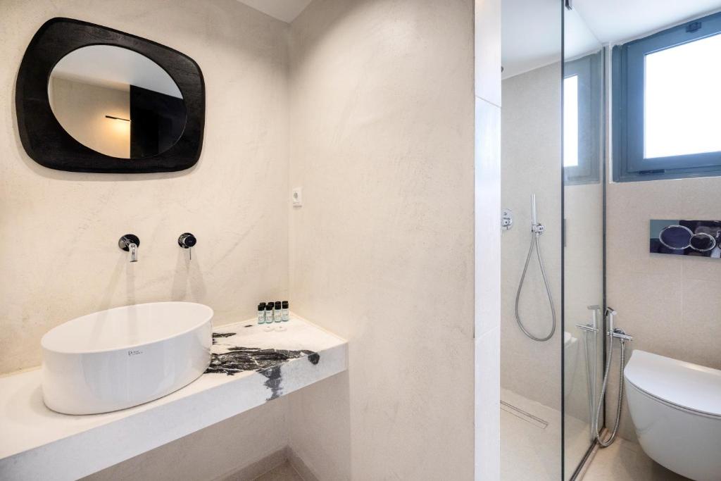 La Stella Suites - badkamer met vrijstaand bad