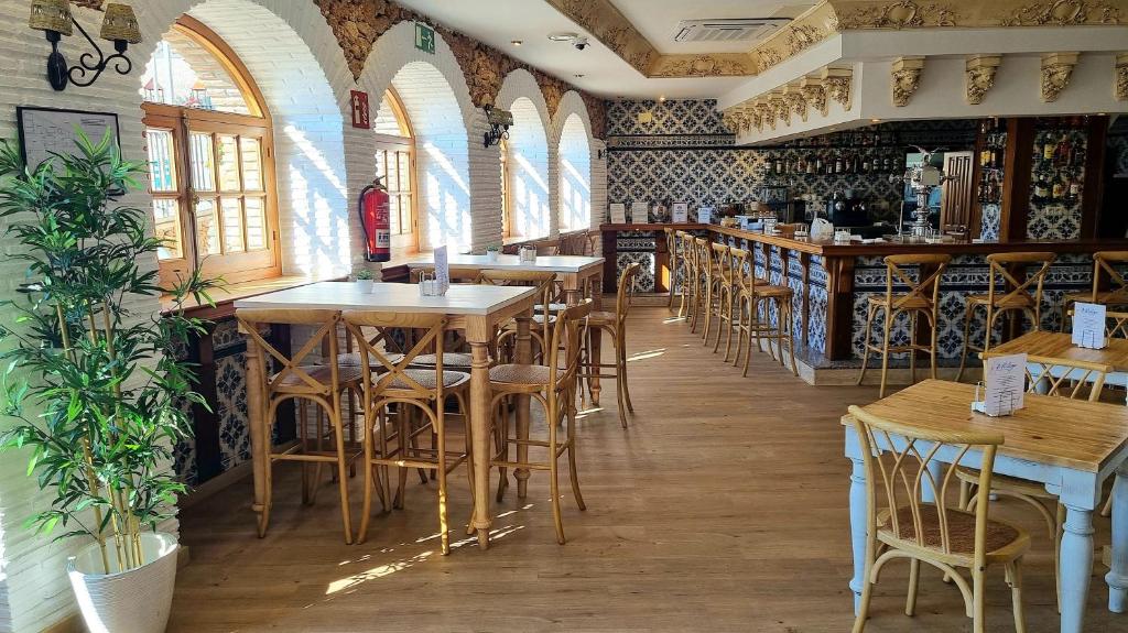 Beneste Frigiliana - restaurant met bogen