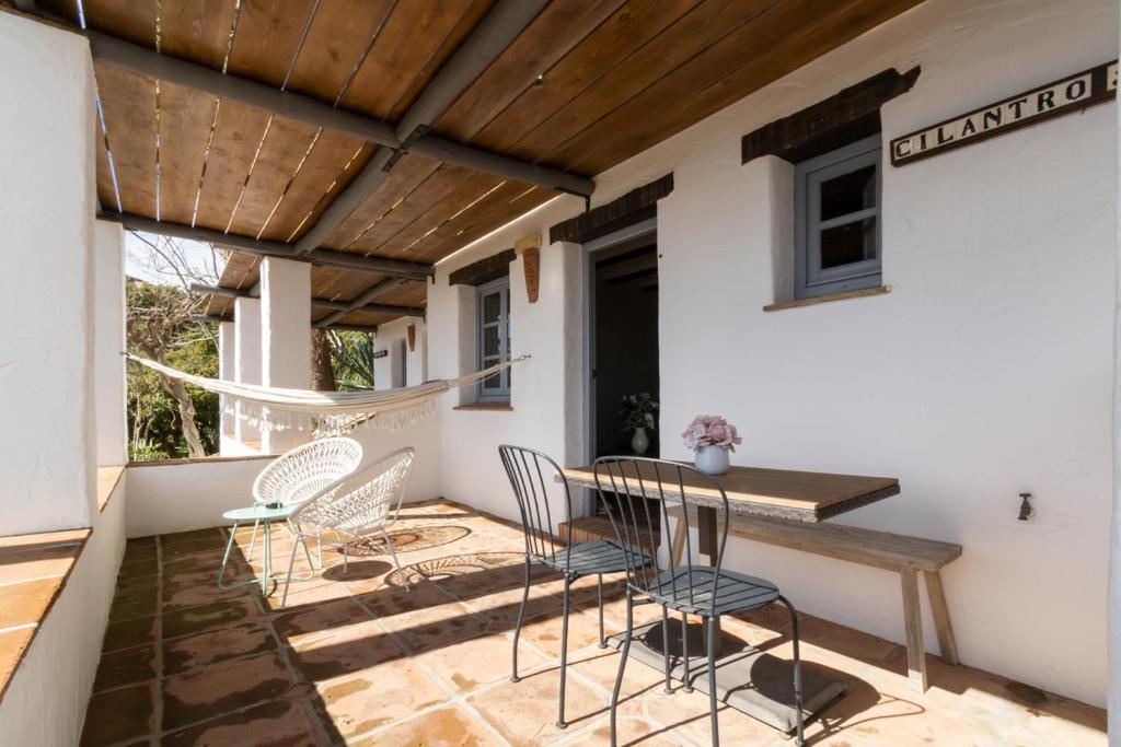 Posada Morisca - overdekt terras met zithoek