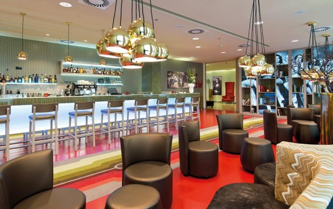 Bar van Hotel Leonardo Mitte in Berlijn