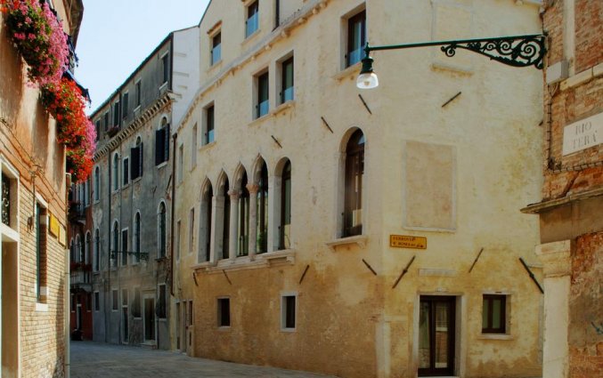 Hotel Ca Zusto Venetie straat