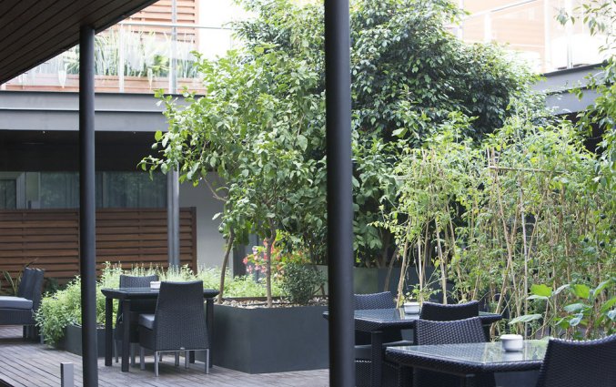 Tuin van hotel Hospes Palau de La Mar in Valencia